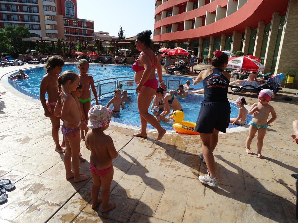 Mena Palace Hotel Sunny Beach Buitenkant foto